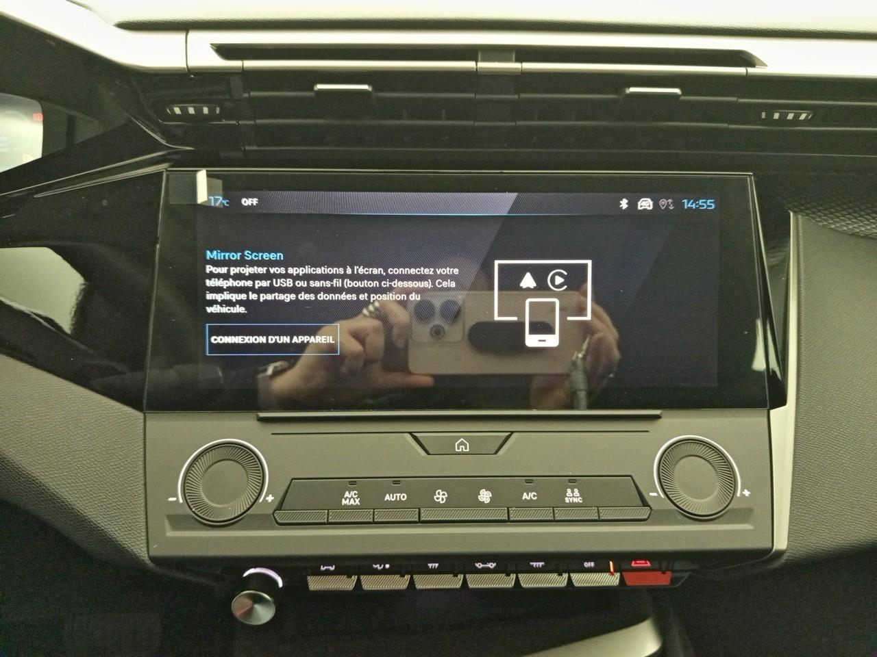 Peugeot 308 hybrid 145 e-dcs6 style — photo 27