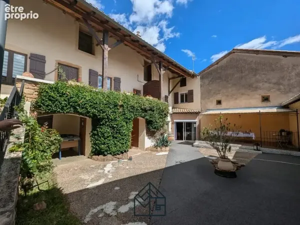 Chasselas gîte de charme & maison 9 chambres spa salle de cinéma