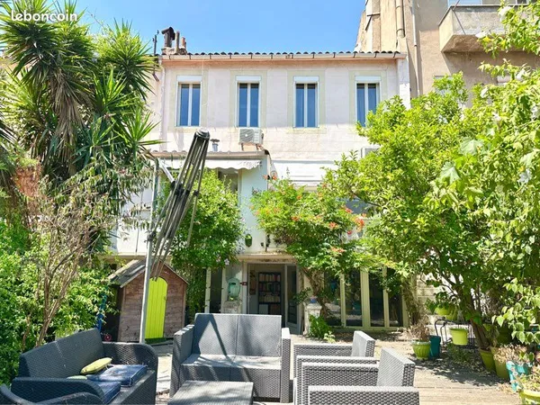 Maison à vendre 161 m2 + 100 m2 + Jardin