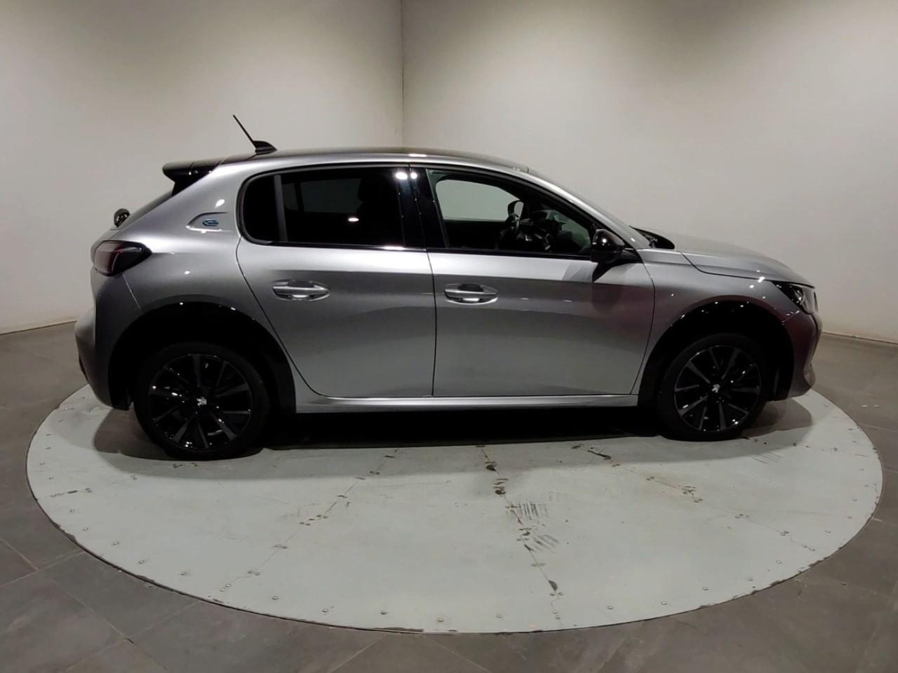 Peugeot 208 electrique 50 kwh 136ch gt — photo 6