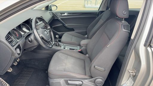 Volkswagen Golf 1.4 TSI 125 - Carat – 2017 – 82522 km – Essence – Boîte Manuelle — photo 7