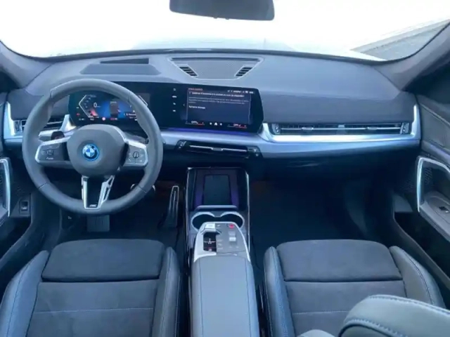 Bmw X1 iedrive20 204ch m sport — photo 4