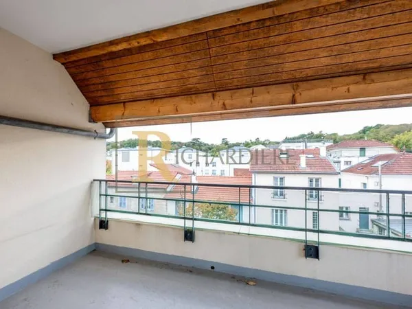 Appartement 4 pièces 82 m²