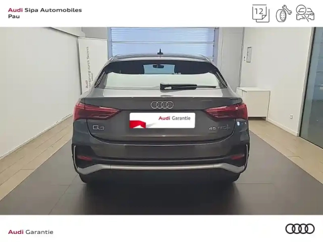 Audi Q3 sportback 45 tfsie  245 ch s tronic 6 — photo 3