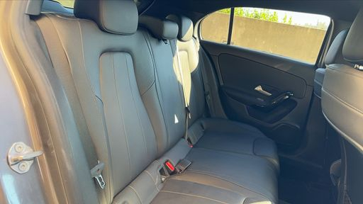 Mercedes Classe A 180 d 116 7G-DCT - Business – 2018 – 135000 km – Diesel – Boîte Automatique — photo 19