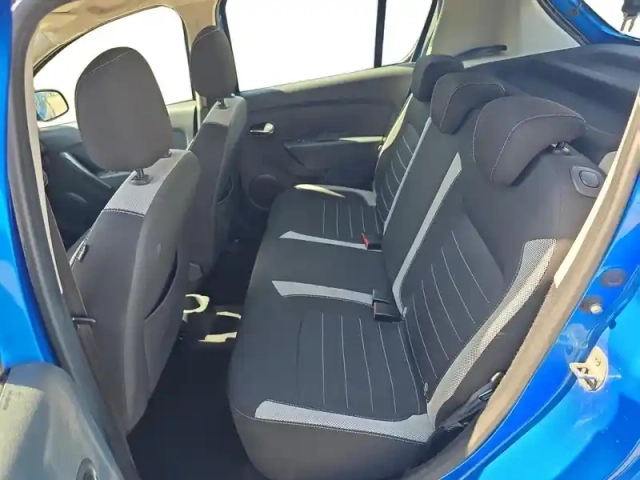 Dacia Sandero 0.9 tce 90ch stepway — photo 26