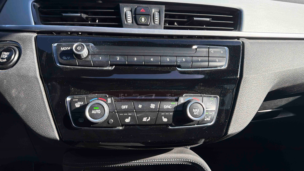 BMW X1 sDrive 18i 140 ch DKG7 — photo 11