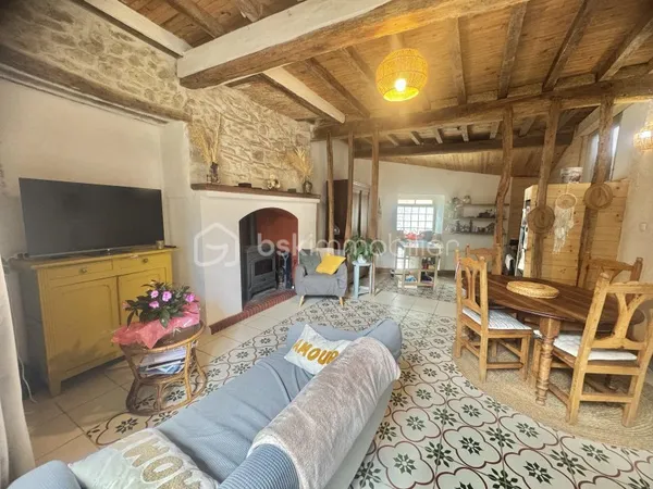 Maison 6 pièces 180 m²