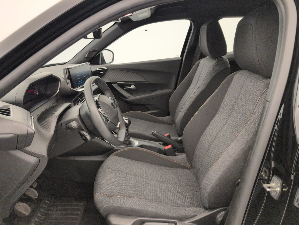 Peugeot 2008 — photo 16
