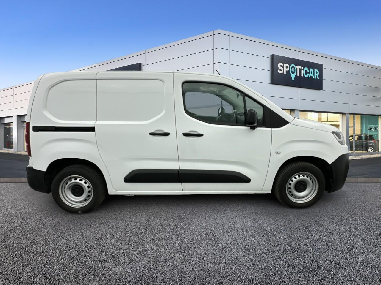 Citroën Berlingo van m 650 bluehdi 100 s&s bvm6 driver — photo 4