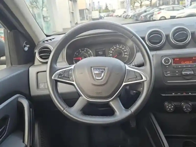 Dacia Duster 1.0 eco-g 100ch essential 4x2 — photo 10