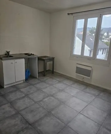 Studio / 15m² / Andrésy (Ligne J)