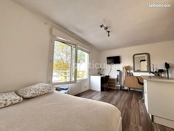 Studio 1 pièce 24 m²