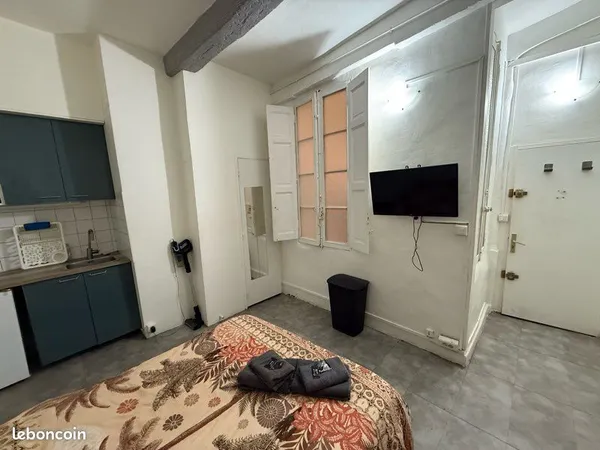 Marseille 2e - Vieux-Port - Local de 15,83 m²