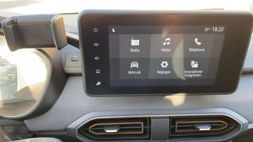 Dacia Jogger 1.6 140 Hybrid EDC - Extreme – 2023 – 44112 km – Hybride essence – Boîte Automatique — photo 27