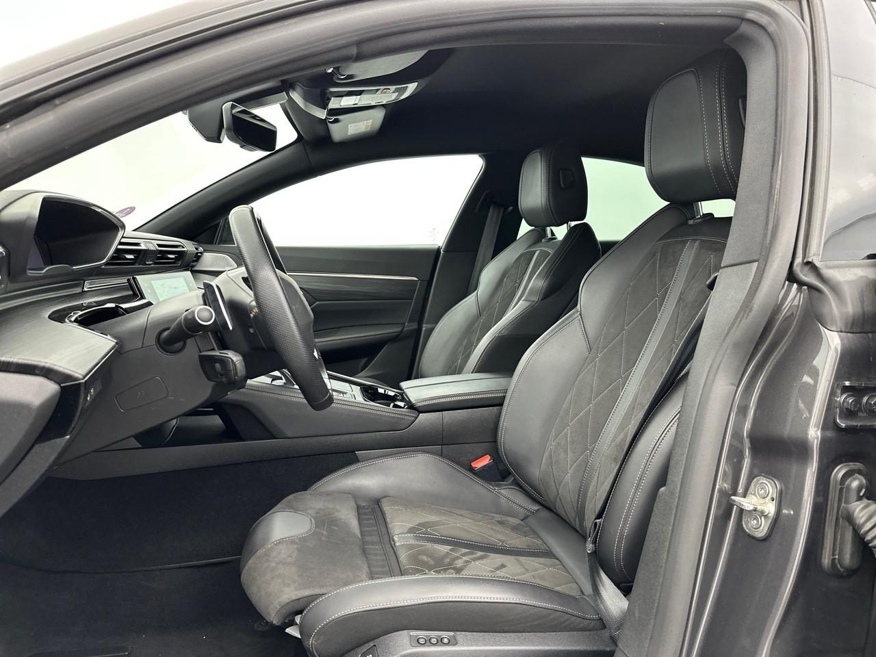 Peugeot 508 hybrid 225 e-eat8 gt pack — photo 9