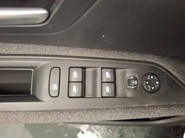 Peugeot 3008 bluehdi 130ch s&amp;s bvm6 — photo 28