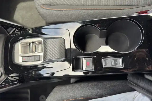 Peugeot 2008 electrique 54 kwh 156 ch — photo 21