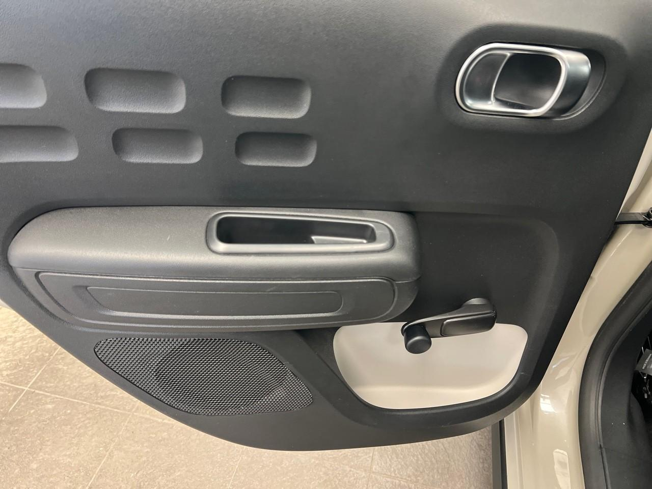 Citroën C3 bluehdi 100 bvm6 you — photo 17