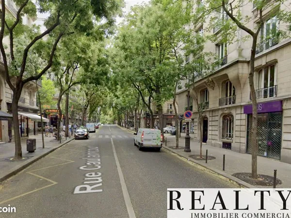 Local commercial 85 m²