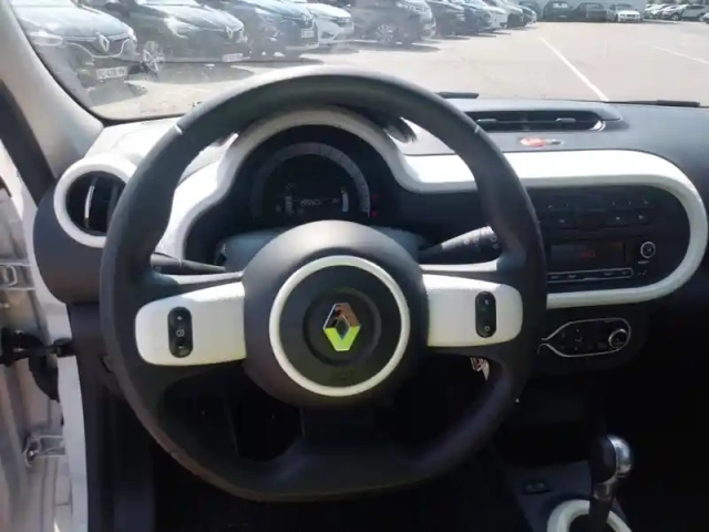 Renault Twingo iii achat intégral - 21 — photo 11