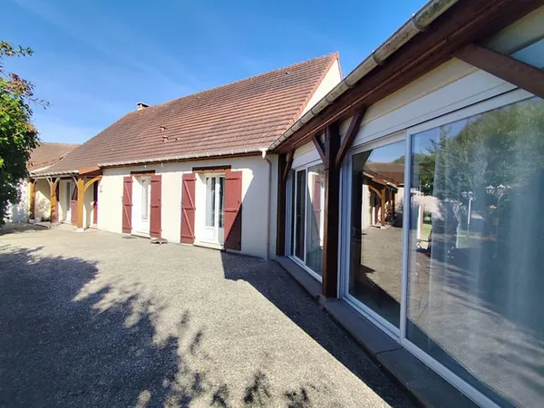 Maison spacieuse à vendre à 10 minutes de Nogent Le Rotrou - Réf 12732