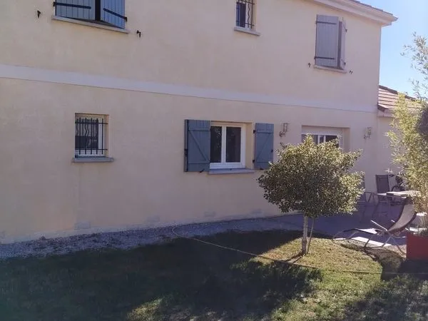 Magnifique maison sur agréable terrain