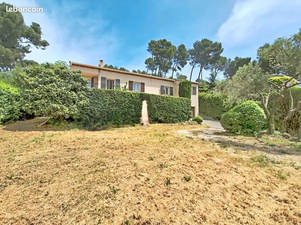 Maison 8 pièces 180 m²