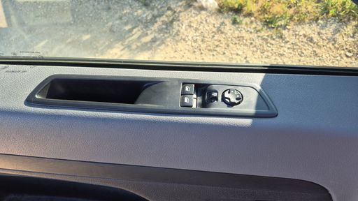 Peugeot Expert Fourgon 2.0 BlueHDi 177 EAT6 - Premium Pack – 2017 – 143631 km – Diesel – Boîte Automatique — photo 3