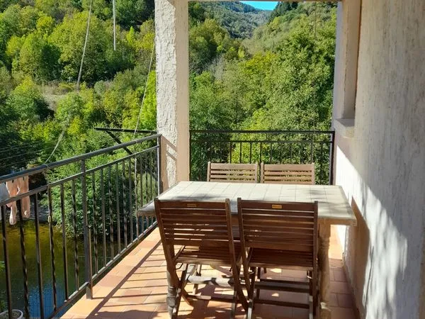 Appartement dans maison à louer d'octobre à juin