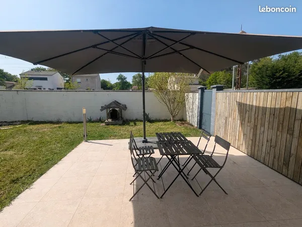 BAISSE DE PRIX - 305 000 - 94 m² · Parempuyre 33290