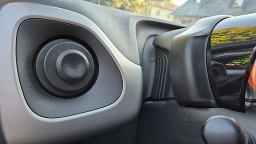 Citroen C1 1.2 PureTech 82 - Feel – 2016 – 16896 km – Essence – Boîte Manuelle — photo 6