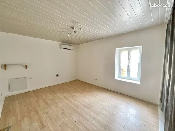 A louer maison de village