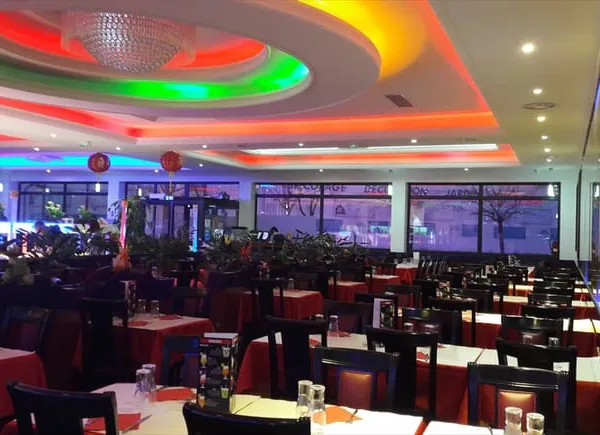 Boutique 925 m²