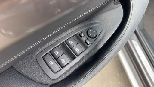 BMW X1 xDrive 25e 220 Hybrid BVA6 - Xline – 2021 – 84378 km – Hybride rechargeable – Boîte Automatique — photo 33