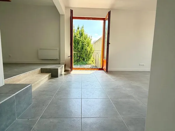 Appartement Maison 3 Pièces 58,5 m2, parking