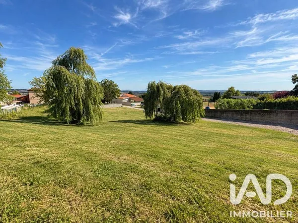 Terrain constructible 759 m²