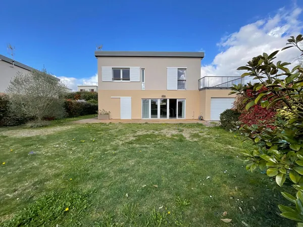 Maison 6 pièces 130 m²