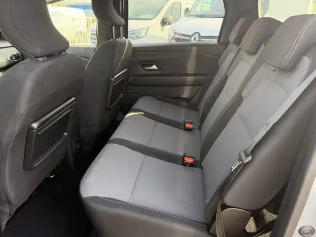 Dacia Jogger eco-g 100 7 places gsr2 — photo 12