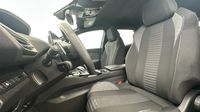 Peugeot 3008 1.2 PureTech 130ch S&S Active Pack EAT8 — photo 9