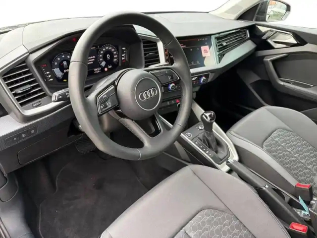 Audi A1 sportback 30 tfsi 116 ch s tronic 7 — photo 15