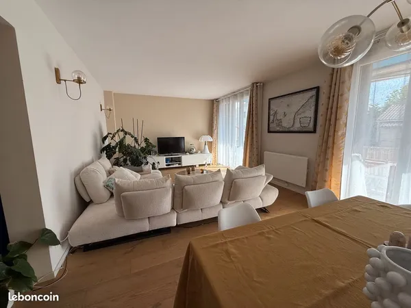 Particulier vend appartement pointe rouge 13008 marseille