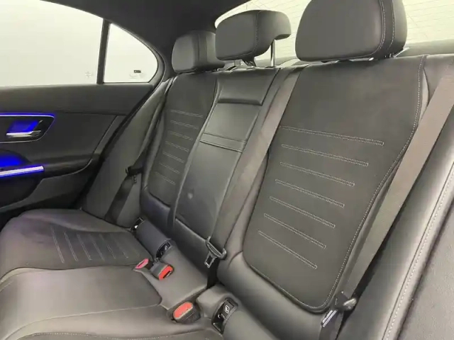 Mercedes Classe C 200 d 9g-tronic — photo 16