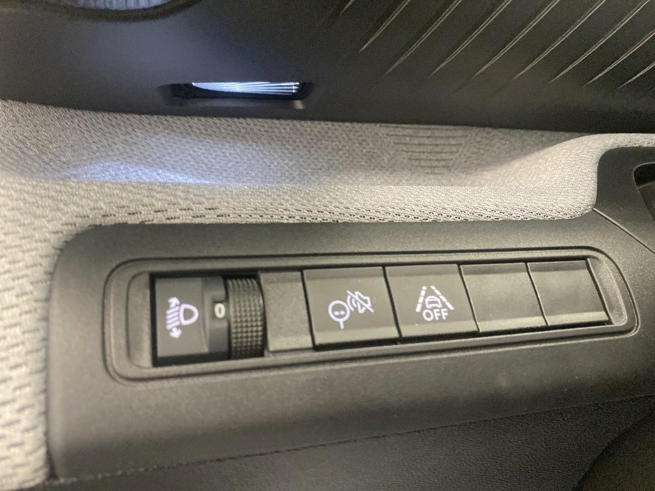 Citroën C3 Aircross hybride 145 ch aut max — photo 18
