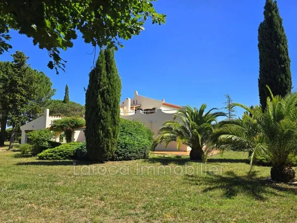 Villa 5 pièces 160 m²