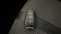 Peugeot 2008 1.2 PureTech 130ch S&S GT EAT8 — photo 16