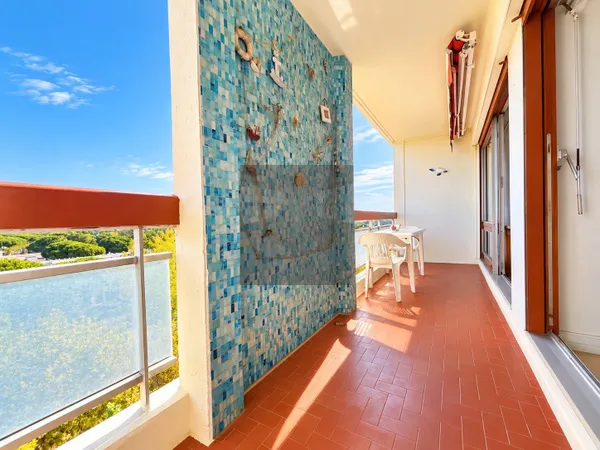 La Grande-Motte Appartement T2 Avec Terrasse, Parking Et Cellier 210 000 €