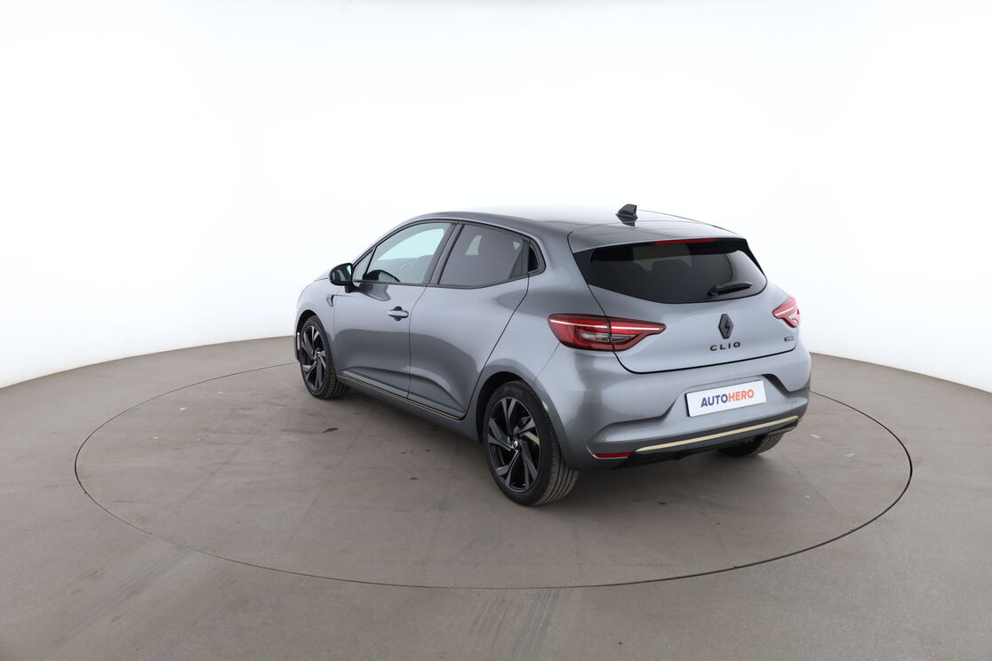 Renault Clio 1.6 E-Tech Hybride Engineered — photo 3