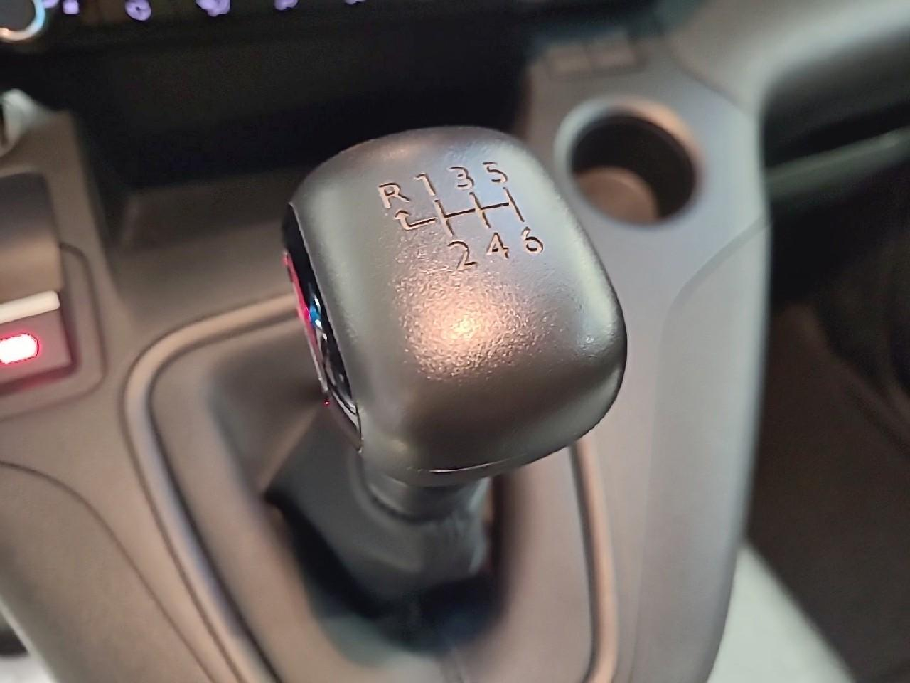 Citroën C3 Aircross puretech 130 s&s eat6 shine pack — photo 20