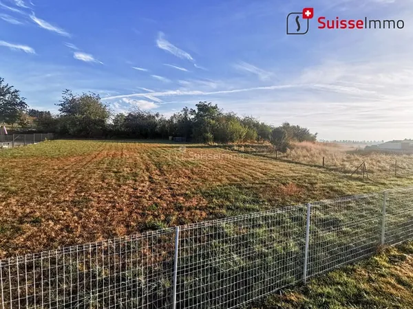 Terrain constructible ABBEVILLERS 1087m2